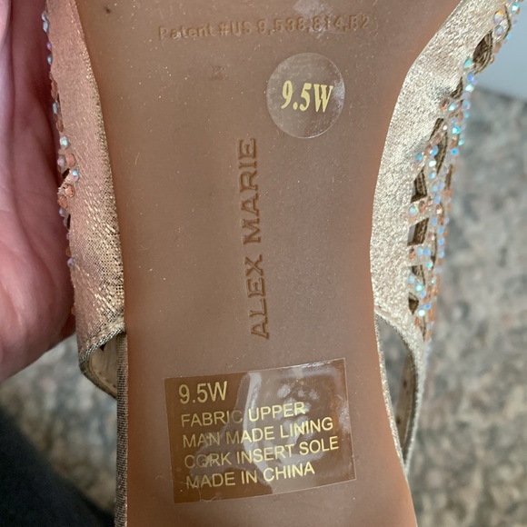 Alex Marie Gold 2 1/2” Heels with Intricate Cutout Design EUC - Picture 10 of 12